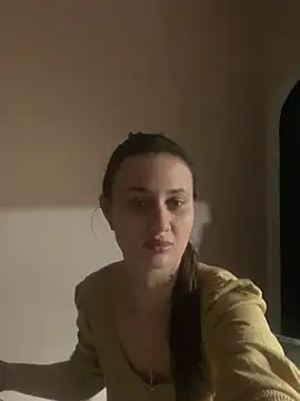 Flossy_Vettie Adlı Modelin Canlı XXX Sohbeti