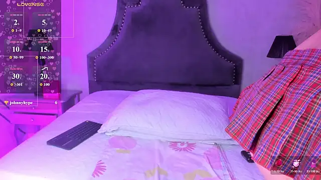 KarelyMitchelのライブXXXチャット