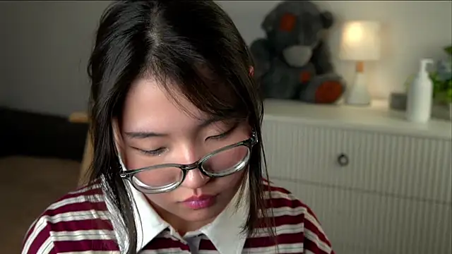 Živý XXX chat NelleMihalko