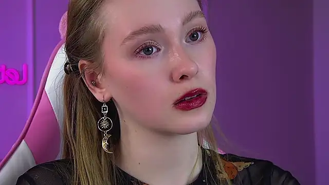 AgataFoxley Live XXX Chat