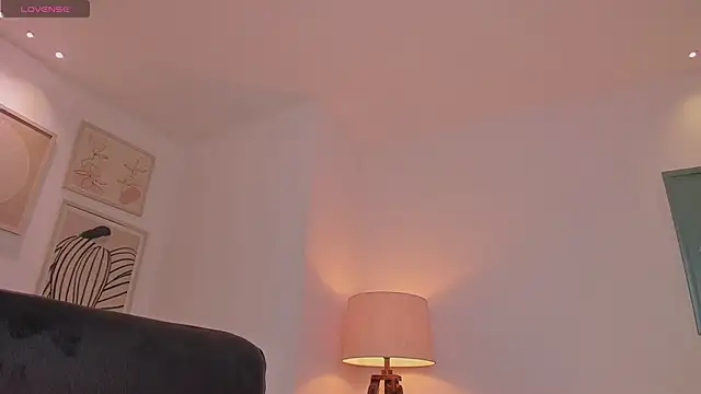 AmyRosse_X 即時 XXX 聊天