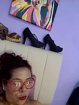 Scarlet_curly8a Chat XXX in diretta