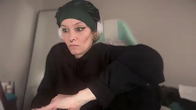 Czat XXX na żywo – FRRANNKIE