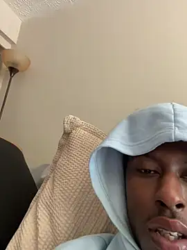 Show modela MdotShilong na web-kameri