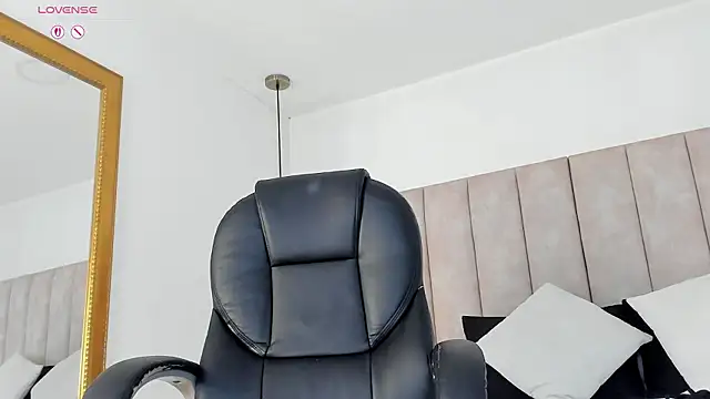 Czat XXX na żywo – Megan-8