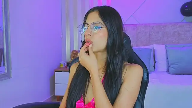 j_belle_ Chat XXX in diretta