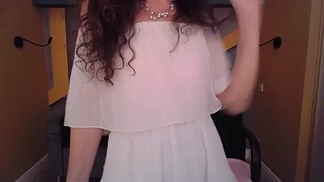 Chat XXX en directo de EllaLong