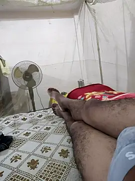 PIG_FUCKER_DADDY 在線直播表演