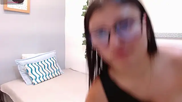 louis_k Adlı Modelin Canlı XXX Sohbeti