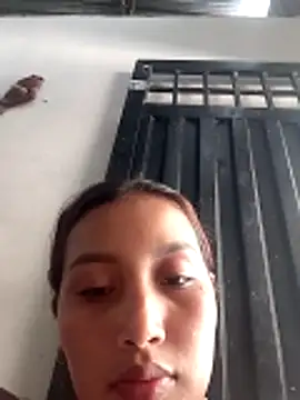 Genesis_18_ Chat XXX in diretta