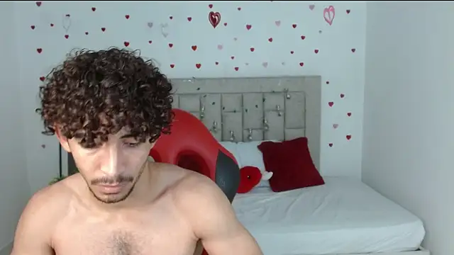 Živý XXX chat Caius_fox