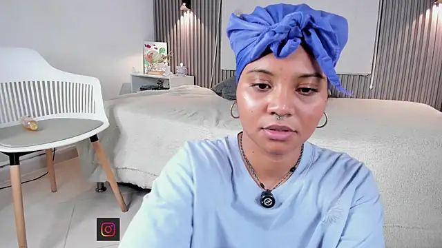 Zafiiraan Live XXX chat