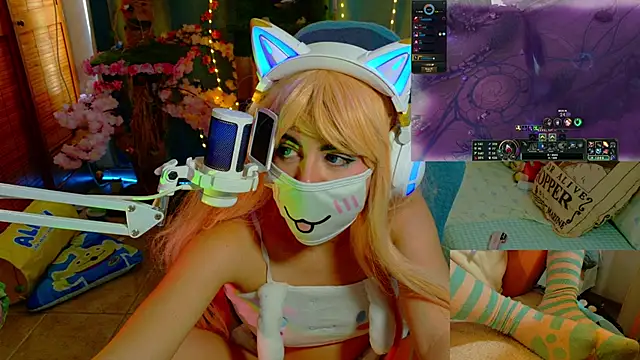 Chat +18 de minakitsume ao vivo