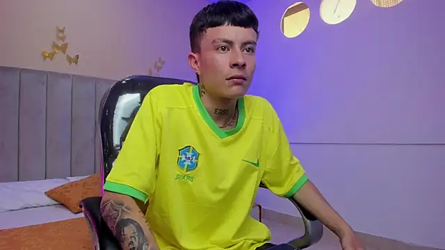 Nascary_FoxのライブXXXチャット