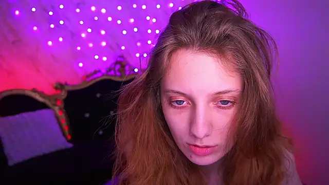 CuteeFoxy's Live XXX Chat