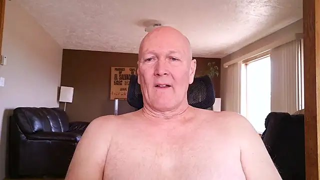 Pokazy przed kamerką – BasicAnt