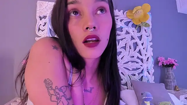 แชท XXX สดของ loraineblake