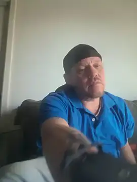 yourMasterisBored – Naživo XXX chat