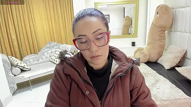 Chat +18 de gaby_trent ao vivo