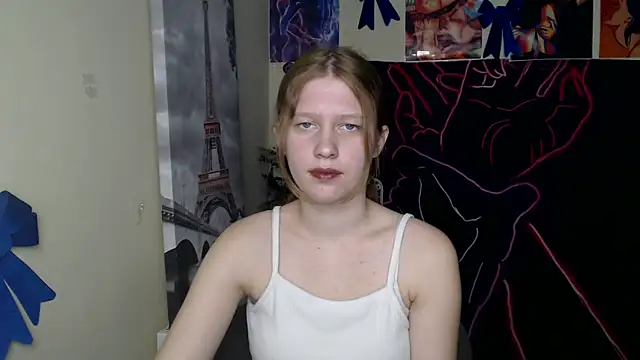 StellaCRL Adlı Modelin Canlı XXX Sohbeti