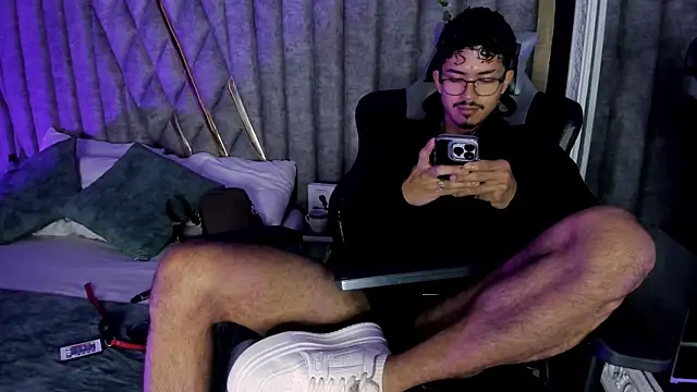 NicolaiKarav Webcam Show