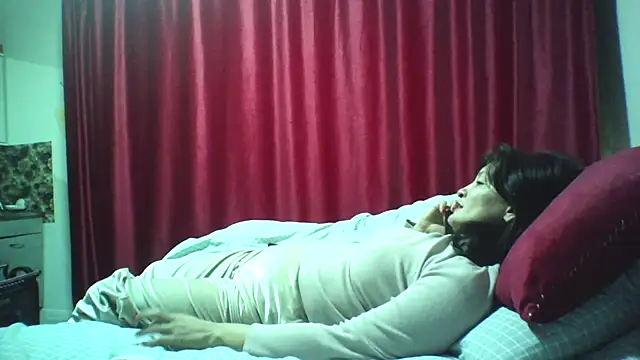 bella2322 Chat XXX live