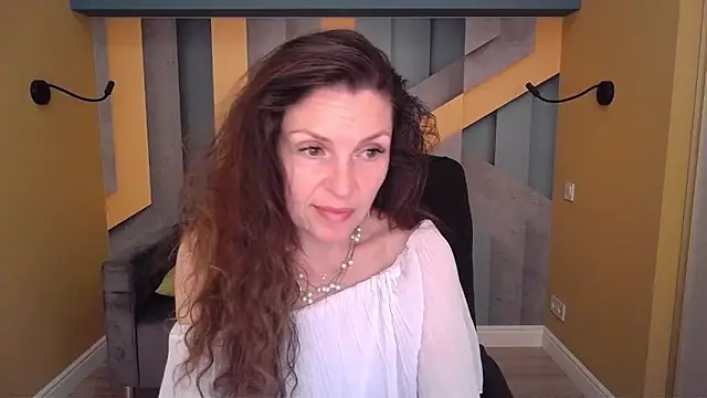 XXX chat uživo modela EllaLong