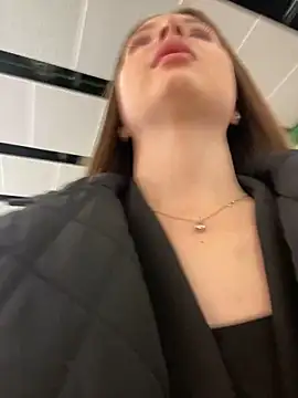 KrisMagnoly Live XXX-Chat