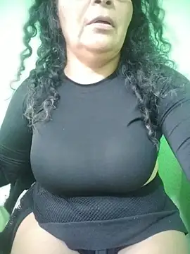 Amarantha25's Live XXX Chat