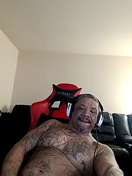 yellowwetfox Chat XXX live