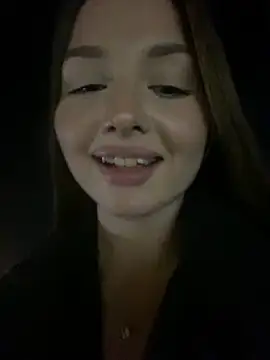 KrisMagnoly's Live XXX Chat