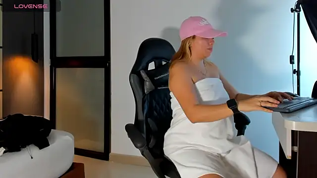 Živý XXX chat alma_fenix