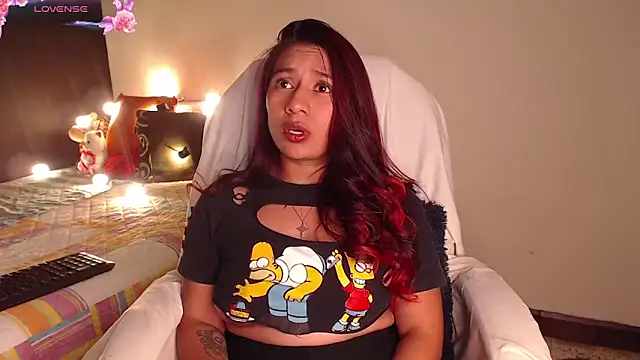 yes0225 Live XXX-Chat