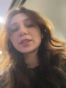 QuitieLia's Live XXX Chat