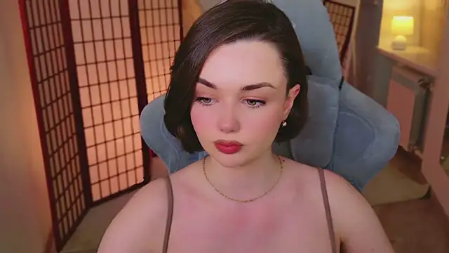 AvaFlower: онлайн-секс-чат