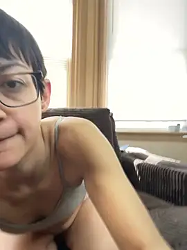 Pokazy przed kamerką – FaiiryArii