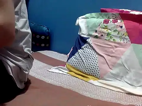 Precumboner 即時 XXX 聊天