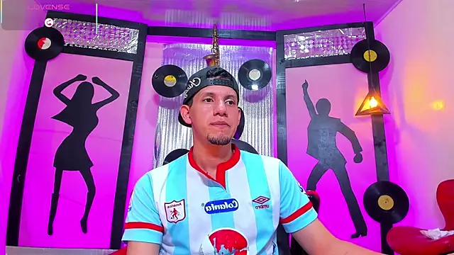 عرض كام Sebastian_Smith__