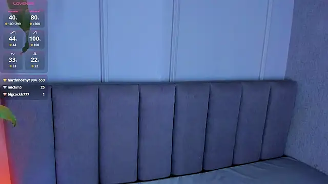 rousse_49's Live XXX Chat