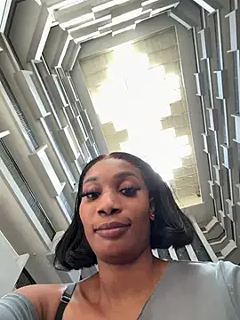 ___Nessa: вебкам-шоу