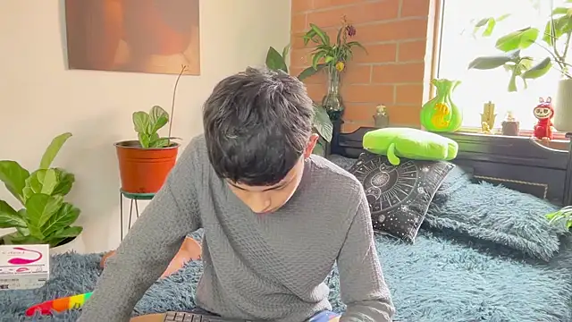 Andy_Belier23 Chat XXX in diretta