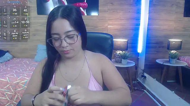 Czat XXX na żywo – tinisweet