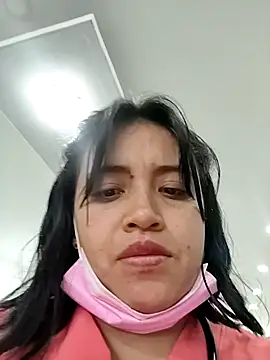 Show modela MILA__06 na web-kameri