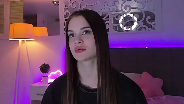 LuisaClover Live XXX-chat