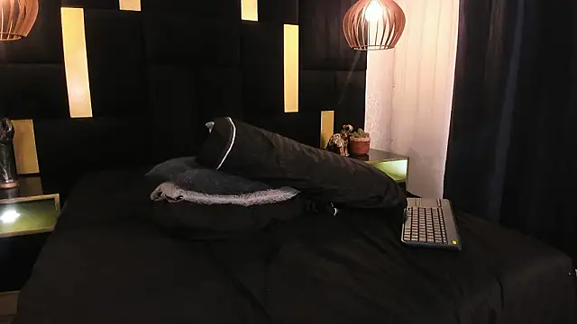 Lucio__Fox Live XXX-Chat