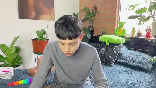 Andy_Belier23のライブXXXチャット