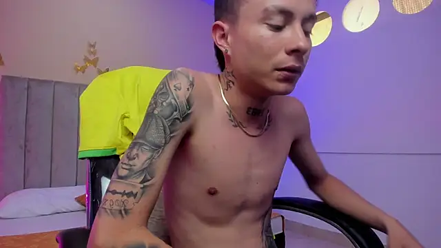 Nascary_Fox Chat XXX live