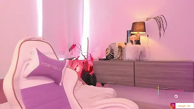 Anngel_1: онлайн-секс-чат