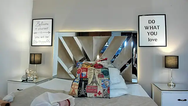 cellestehot Chat XXX in diretta