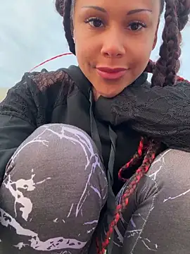 Онлайн чат XXX HaileyDiana